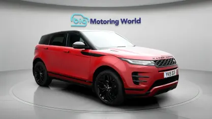 Second-hand Land Rover Range Rover evoque SE Dynamic 182 CP (133 kW) 2019 Roșu SUV