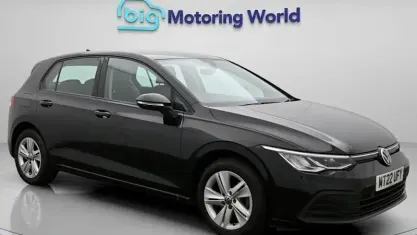 Used VW Golf VIII Life 131 HP (96 kW) 2024 Hatchback