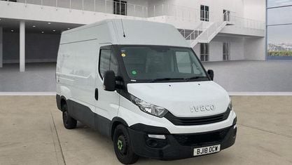 Used Iveco Daily 116 HP (85 kW) 2018 White Van