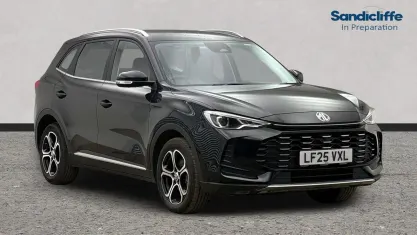 Used MG ZS SE 196 HP (144 kW) 2024 Metallic  black pearl SUV