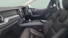 Used 2021 Volvo XC60 Momentum SUV | £21,723 (Fair price)