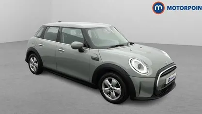 Used Mini Cooper Classic 136 HP (100 kW) 2022 Hatchback