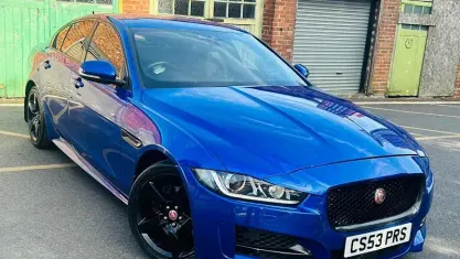 Used Jaguar XE R-Sport 179 HP (131 kW) 2017 Blue Sedan