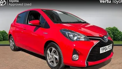 Begagnad Toyota Yaris Hybrid 101 HK (74 kW) 2016 Halvkombi