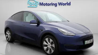 Blue Used 2024 Tesla Model Y Long Range AWD SUV | £29,800 (Fair price)