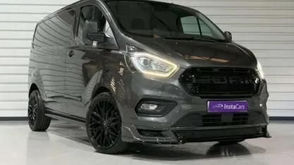 Used 2023 Ford Transit Custom Limited Van | £18,249 (Fair price)