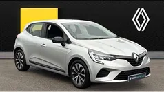 Used 2022 Renault Clio V Evolution Hatchback | £12,055 (Good price)