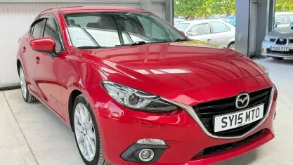 Used Mazda 3 Inclusive 165 HP (121 kW) 2015 Red Sedan