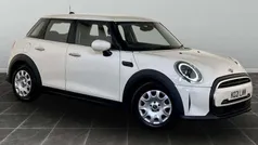 Used 2022 Mini ONE Classic Hatchback | £10,995 (Fair price)