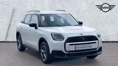 White Used 2024 Mini Countryman Classic SUV | £30,295 (Fair price)