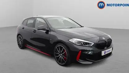 Begagnad BMW 128 265 HK (194 kW) 2024 Svart Halvkombi