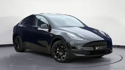 Used Tesla Model Y Long Range AWD 286 kW (389 HP) 2025 SUV