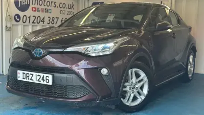 Used Toyota C-HR 122 HP (89 kW) 2023 Mauve/purple SUV