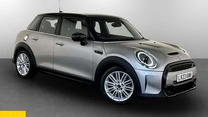 Used Mini Cooper S Exclusive 178 HP (130 kW) 2022 Hatchback