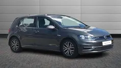 Grey Used 2018 VW Golf VII SE Hatchback | £13,995 (Fair price)