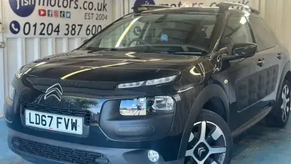 Used Citroën C4 Cactus Flair 82 HP (60 kW) 2017 Black Hatchback