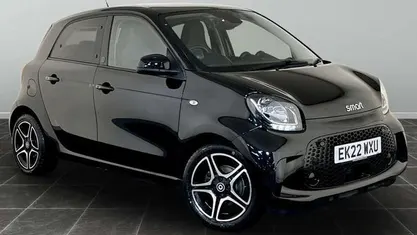Black Used 2022 Smart ForFour Electric Drive Premium Hatchback | £8,495 (Fair price)