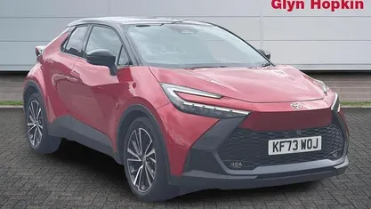 Used Toyota C-HR 140 HP (102 kW) 2026 SUV