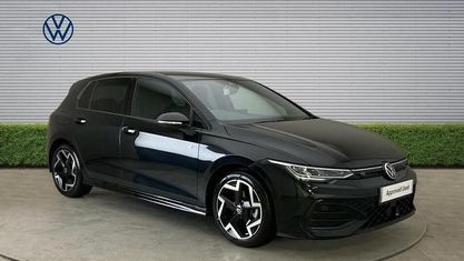 Używany VW Golf VIII R-line 150 KM (110 kW) 2025 Hatchback