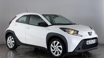 Używany Toyota Aygo X PURE 72 KM (52 kW) 2025 SUV