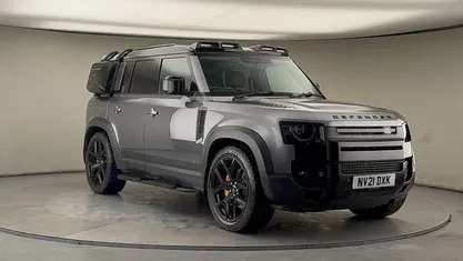 Used Land Rover Defender HSE 300 HP (220 kW) 2024 SUV