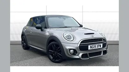 Used Mini Cooper S Sport 192 HP (141 kW) 2019 Silver Hatchback