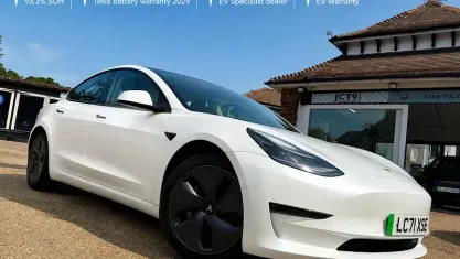 Used Tesla Model 3 Long Range AWD 258 kW (351 HP) 2023 Sedan