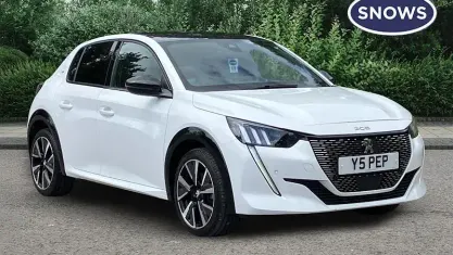 Used Peugeot 208 GTi 102 HP (75 kW) 2023 White Hatchback