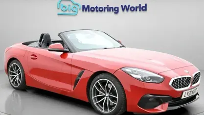 Begagnad BMW Z4 Sport Line 197 HK (144 kW) 2021 Röd Cab