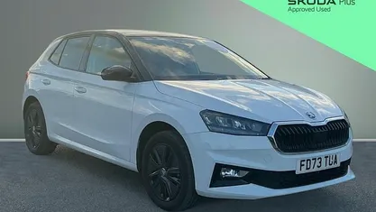 Used Skoda Fabia Colour Edition 95 HP (69 kW) 2023 White Hatchback