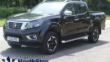 Used Nissan Navara Tekna 190 HP (139 kW) 2021 Black Pickup