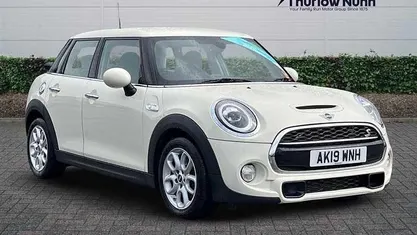 Used Mini Cooper S Classic 192 HP (141 kW) 2019 Hatchback