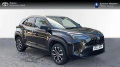 Black Used 2022 Toyota Yaris Cross Design SUV | £19,499 (Fair price)