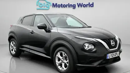 Begagnad Nissan Juke N-Connecta 114 HK (83 kW) 2023 SUV