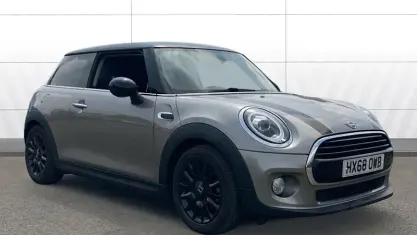 Used Mini Cooper Hatch 136 HP (100 kW) 2018 Silver Hatchback