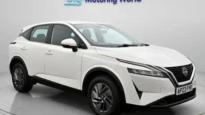 Used Nissan Qashqai Acenta Premium 140 HP (102 kW) 2023 White SUV