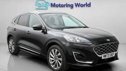 Begagnad Ford Kuga Vignale 150 HK (110 kW) 2021 Svart SUV