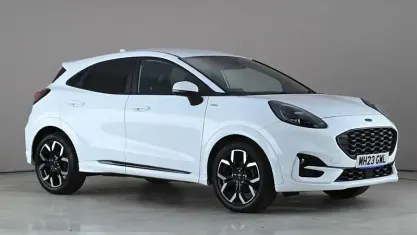 Begagnad Ford Puma ST-Line X 125 HK (91 kW) 2023 Vit SUV