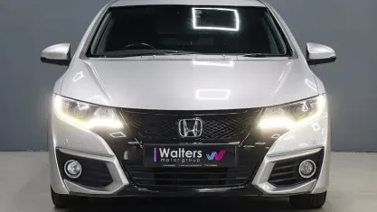 Used Honda Civic SE Plus 120 HP (88 kW) 2016 Silver Hatchback