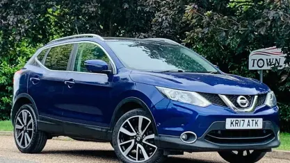 Used Nissan Qashqai Tekna 110 HP (80 kW) 2017 Blue SUV