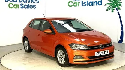 Orange Used 2019 VW Polo SE Hatchback | £10,600 (Fair price)