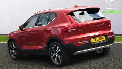 Used Volvo XC40 Inscription 262 HP (192 kW) 2021 Red SUV
