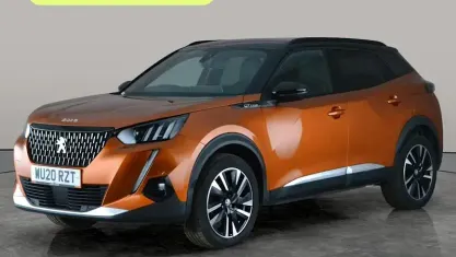 Używany Peugeot 2008 GT-line 130 KM (95 kW) 2020 Pomarańczowy SUV