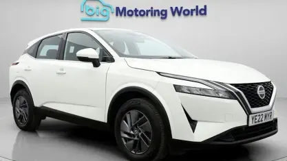 Used Nissan Qashqai Acenta Premium 140 HP (102 kW) 2022 White SUV
