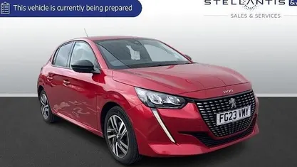 Used Peugeot 208 Allure+ 102 HP (75 kW) 2023 Hatchback