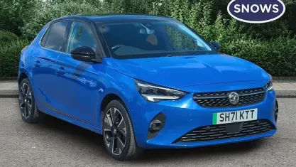 Second-hand Vauxhall Corsa-e Elite 100 kW (136 CP) 2020 Albastru Hatchback