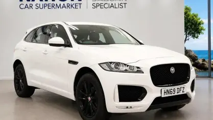 Used Jaguar F-Pace Chequered Flag 180 HP (132 kW) 2019 White SUV