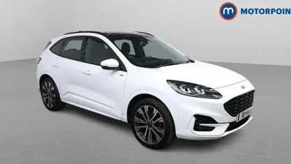 Usado Ford Kuga ST-Line X 224 HP (164 kW) 2023 SUV