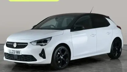Used Vauxhall Corsa 75 HP (55 kW) 2023 White Hatchback