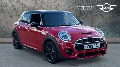 Gebraucht Mini Cooper S Hatch 192 PS (141 kW) 2019 Rot Kleinwagen